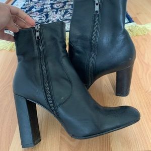 Steve madden faux leather midi boots booties